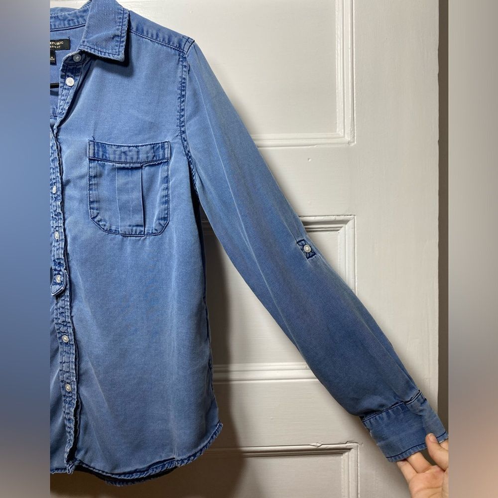 BANANA REPUBLIC Dillon Classic Fit Tencel Denim Utility Shirt Blue Sz Small - Picture 7 of 10
